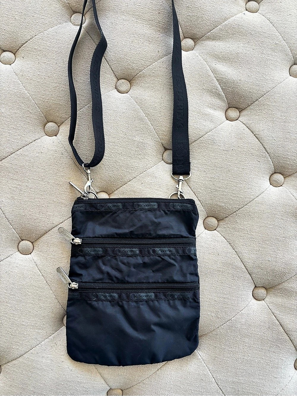 LeSportsac Basic Crossbody Bag in Black